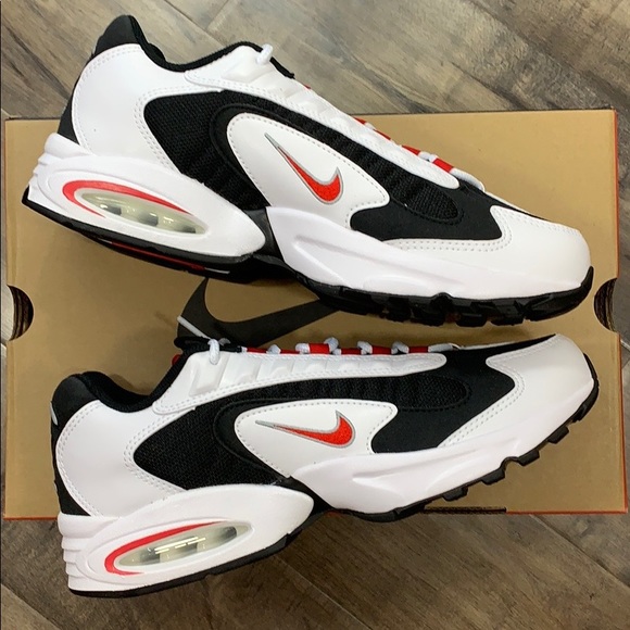NIKE AIR MAX TRIAX White/University Red-Black men’ - Picture 5 of 16